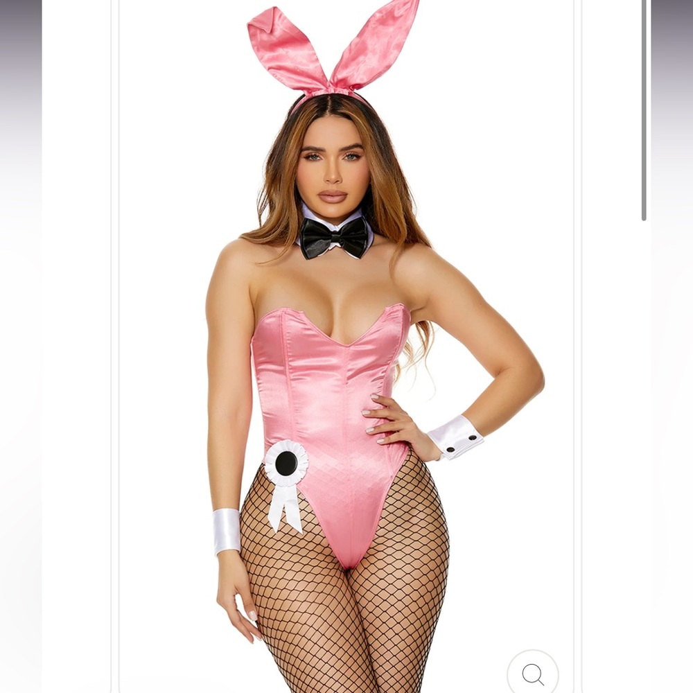 Pink playboy bunny S/M